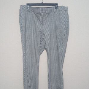 Lane Bryant Women's Black and White Checkered Cropped Pants